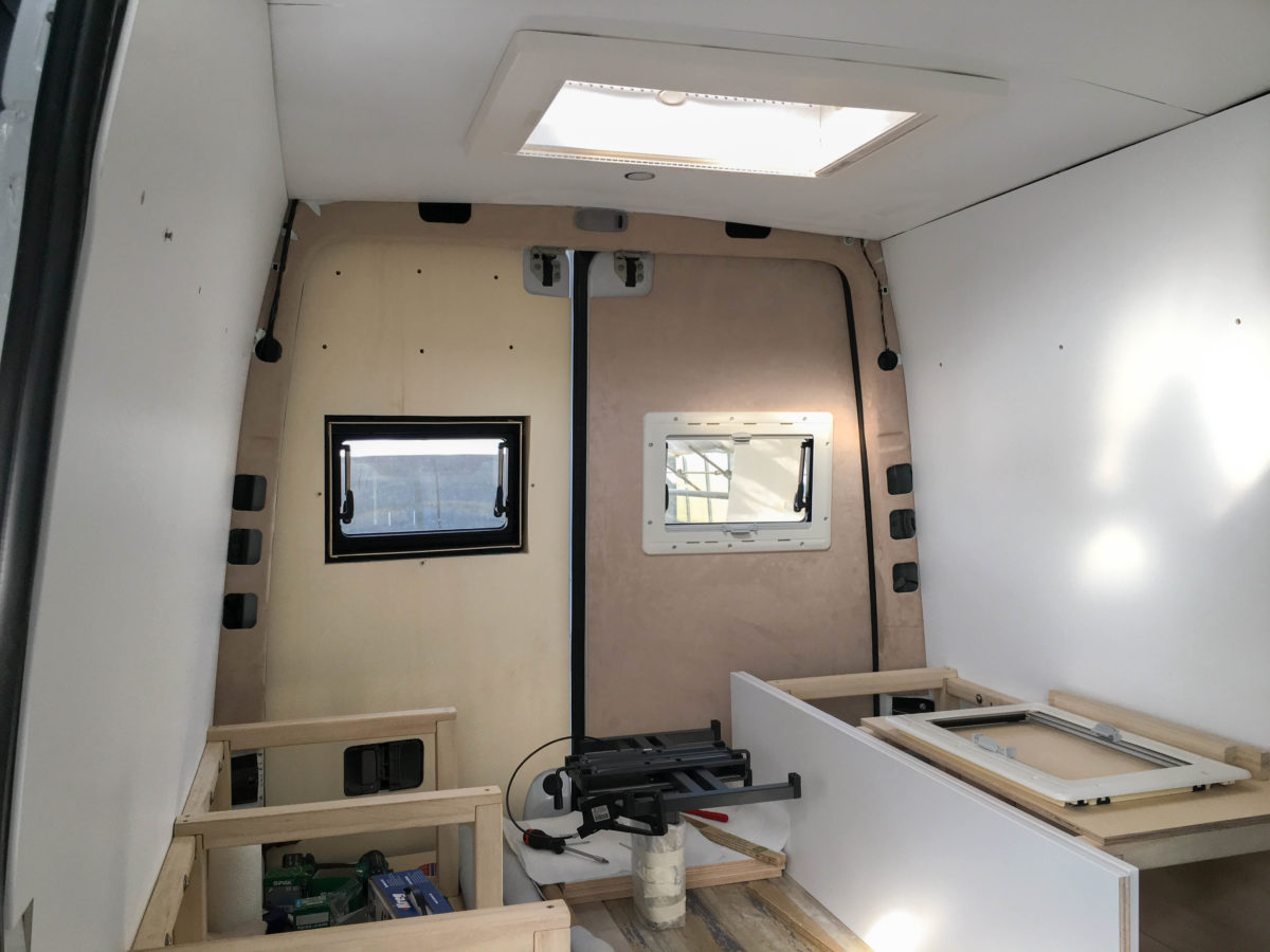 Back door paneling – Overlandys