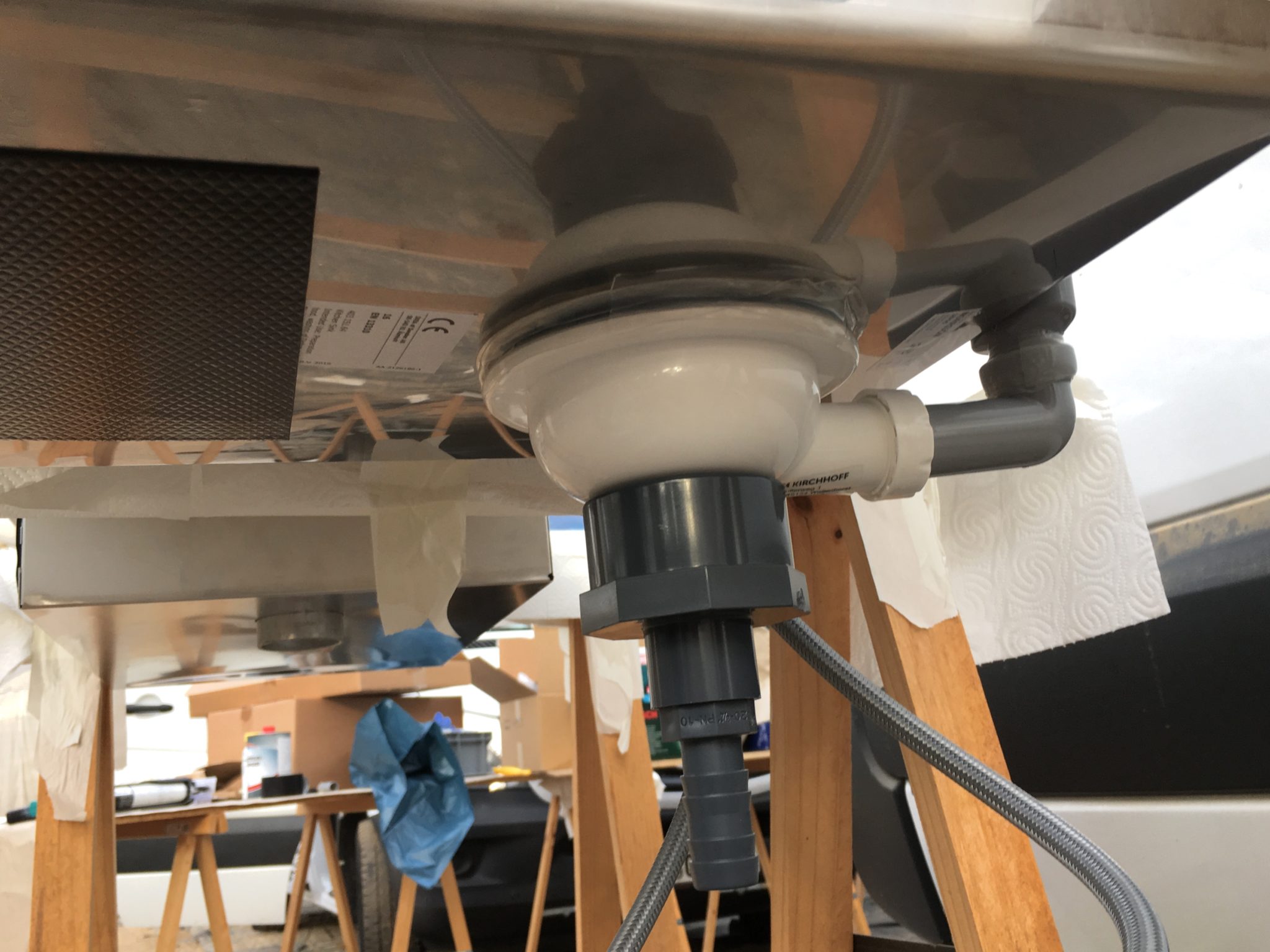 Sink and faucet in Camper kitchen – Overlandys